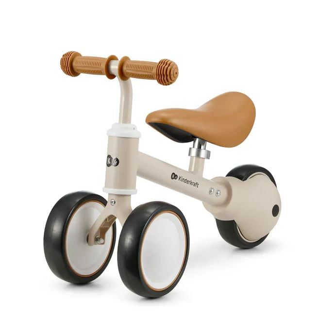 Biciclete, trotinete și triciclete