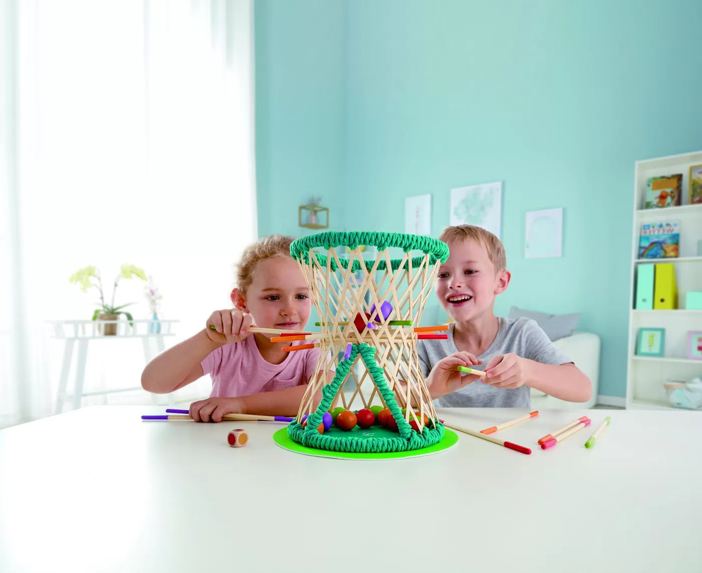 Hape fa ügyességi és stratégiai játék pallina
