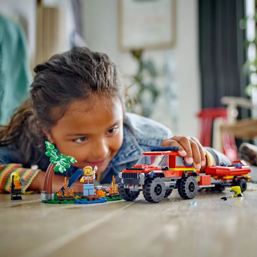 Lego city camion 4x4 si barca de pompieri 60412