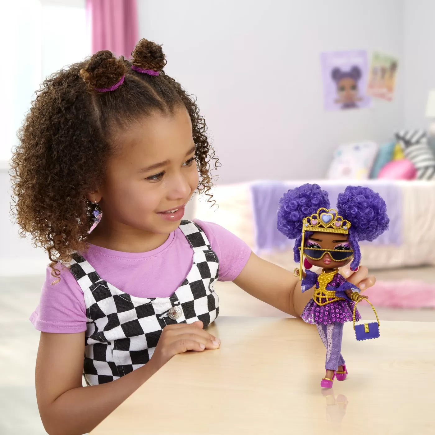 L.o.l. surprise! tweens papusa fashionista cassie cool cu surprize