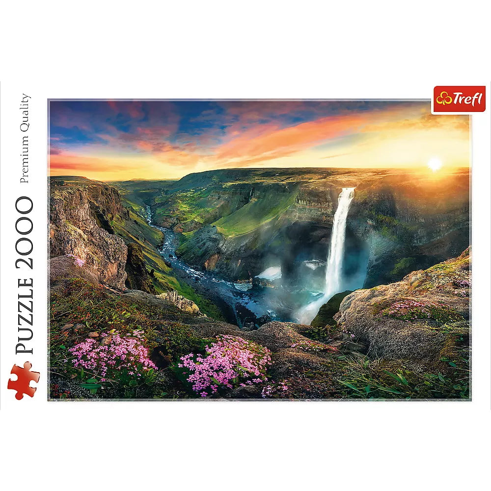 Puzzle trefl 2000 cascada haifoss isalnda