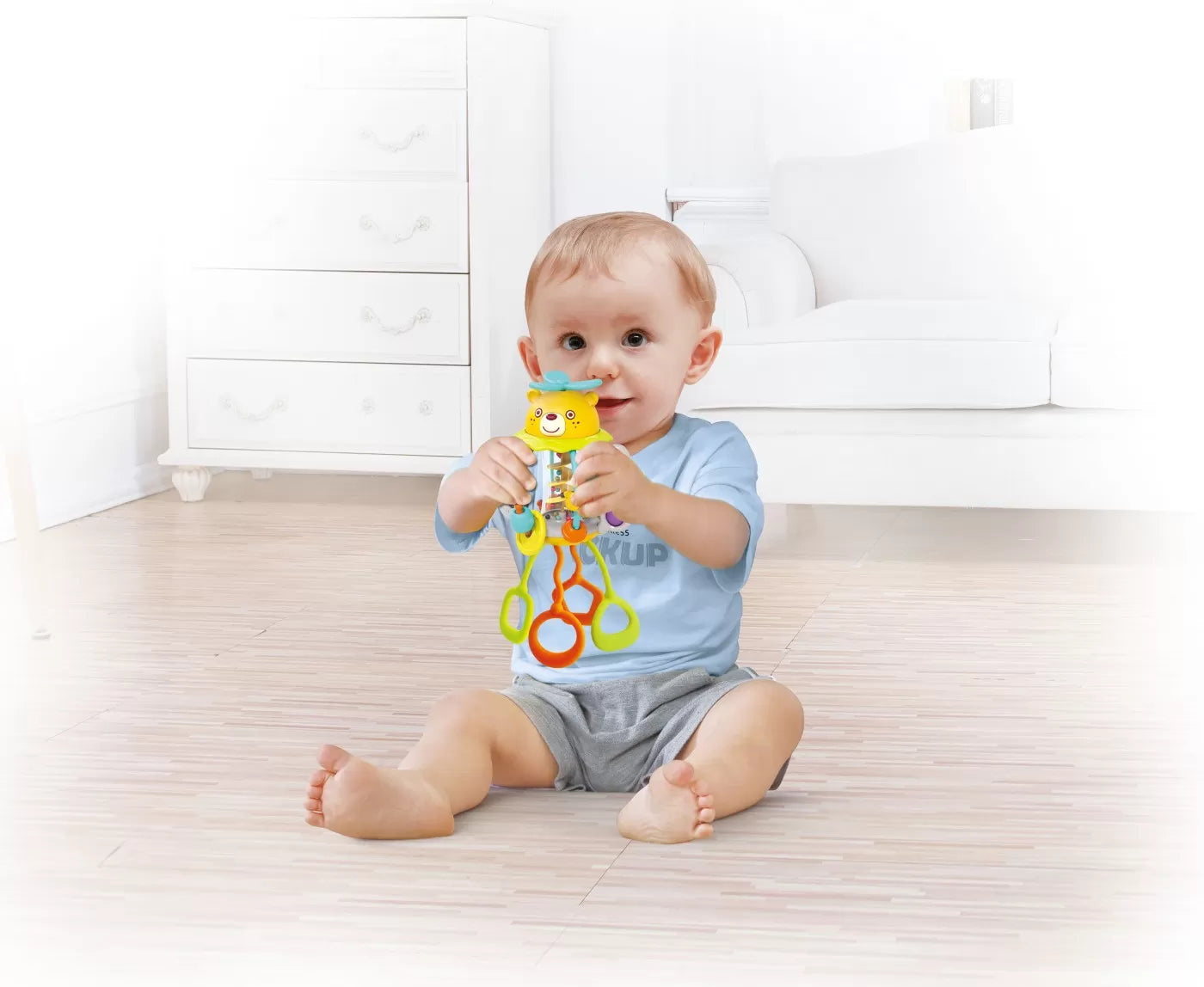 Jucarie senzoriala pentru bebe scutura si trage