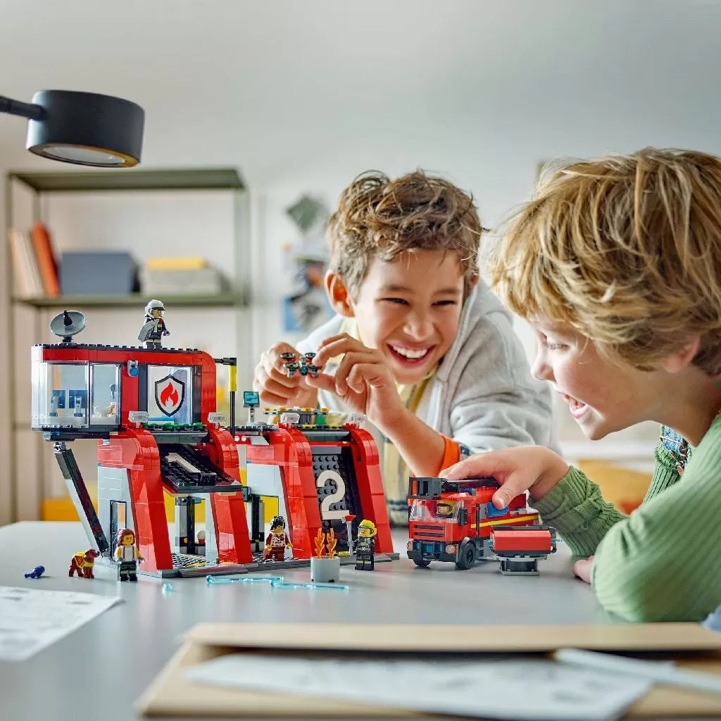 Lego city statie si camion de pompieri 60414