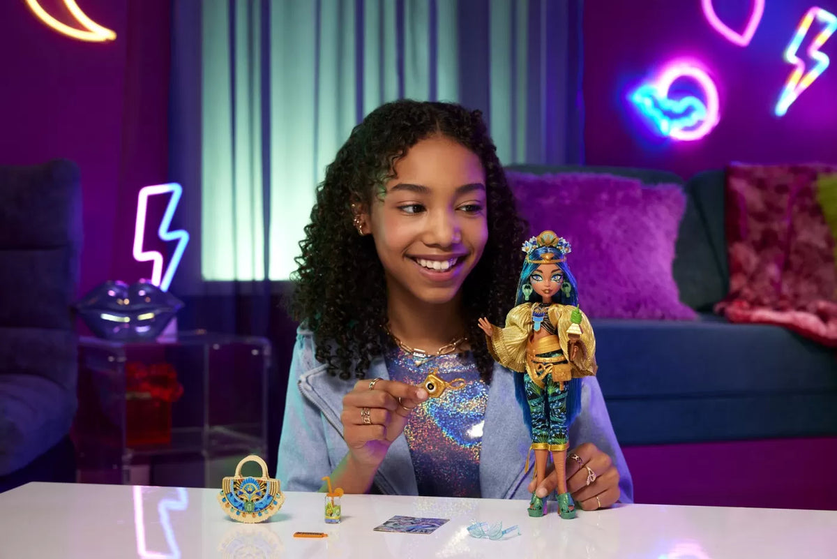 Monster high papusa cleo de nile