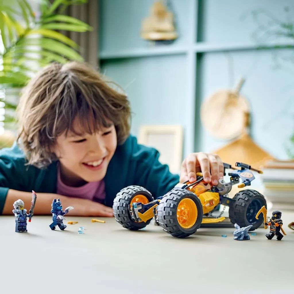 Lego ninjago vehiculul de teren ninja al lui arin 71811