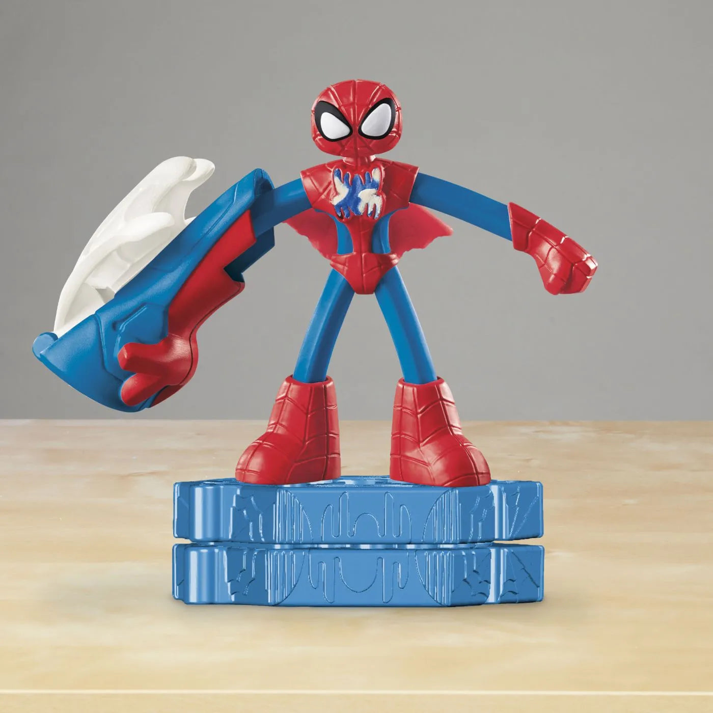 Play-Doh Marvel flexibilis figura kiegészítőkkel Pókember 10cm