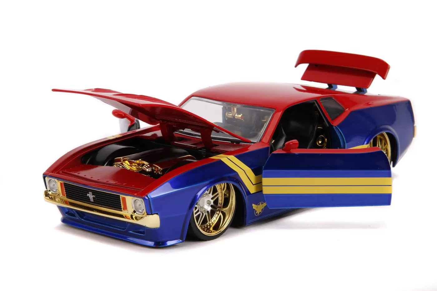 Captain Marvel 1973 Ford Mustang Mach 1 öntött autómodell, 1-24 méretarányú