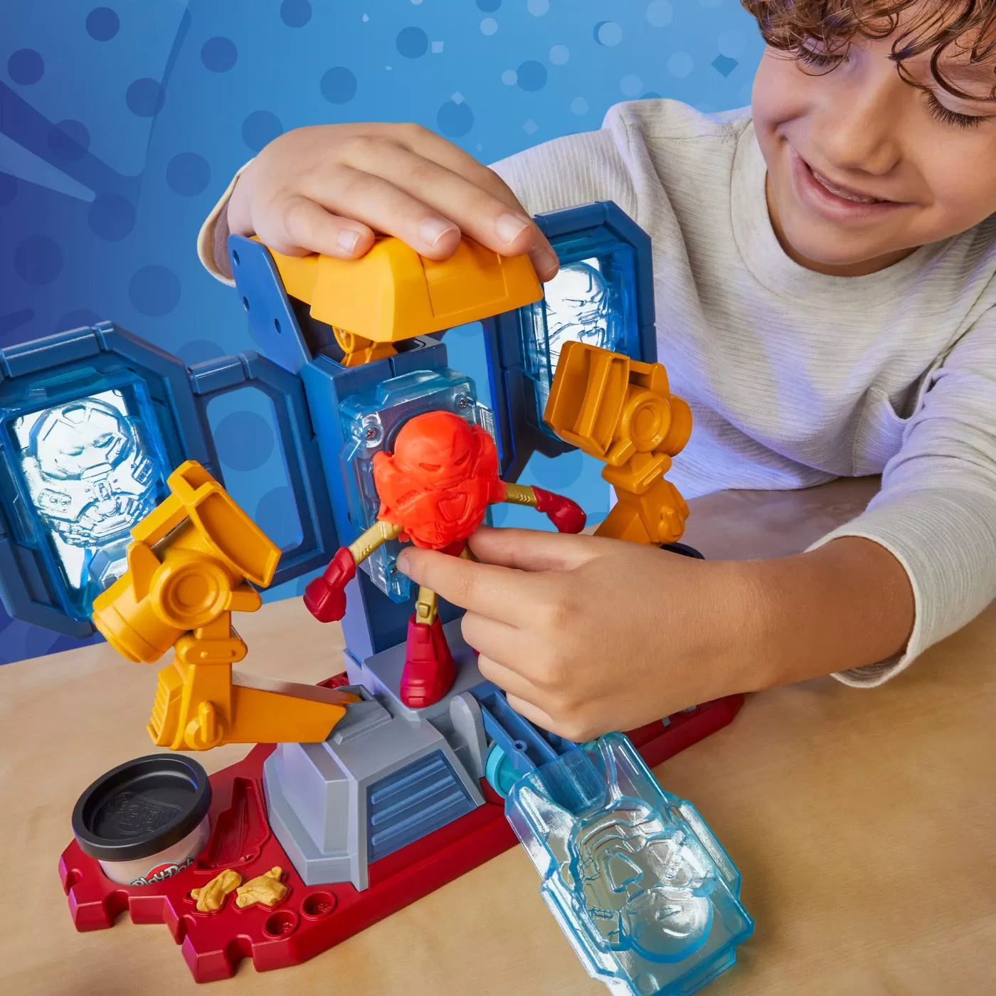 Play-Doh Vasember páncél labor