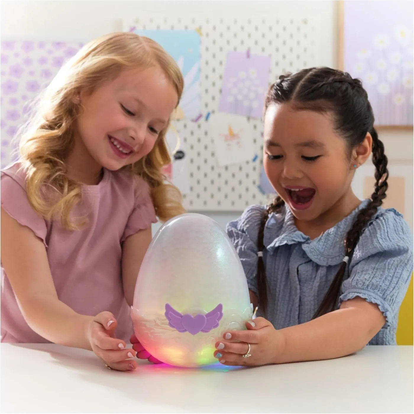 Hatchimals élő rejtélyes keltető tojás pufficorn