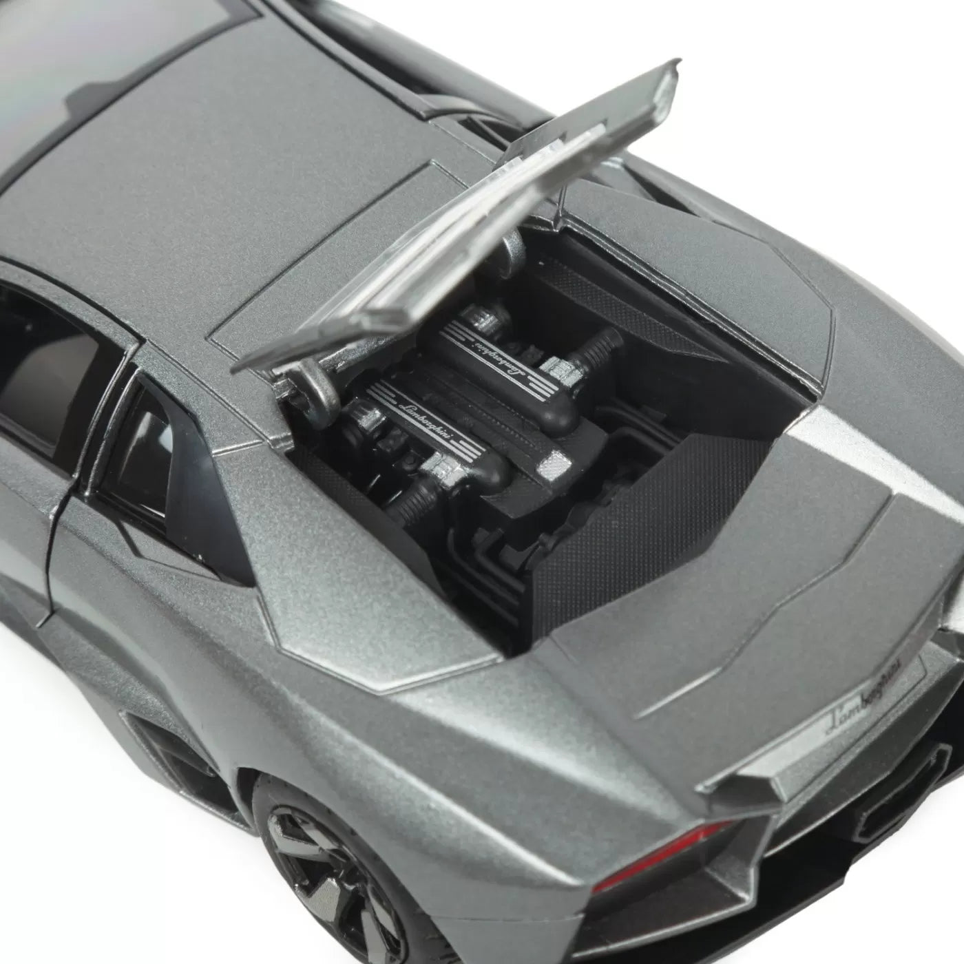 Lamborghini Reventon 1:24 méretarányú fém modellautó
