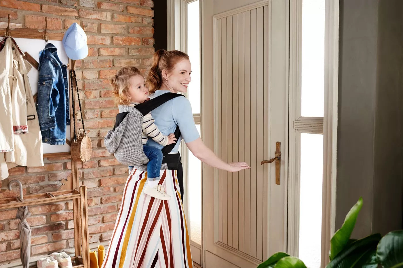 Ergonomikus babahordozó kinderkraft adoree mei tai, szürke