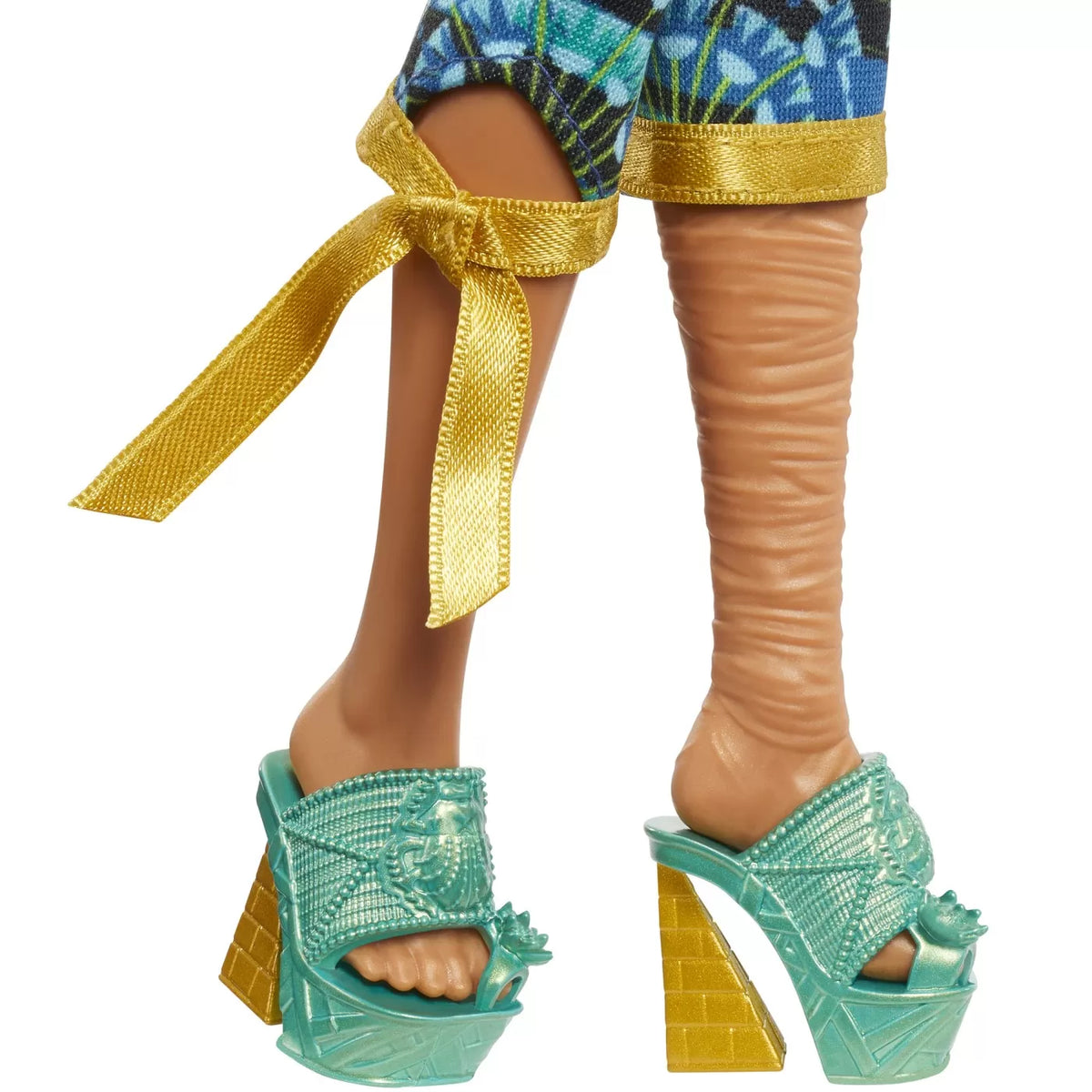 Monster high papusa cleo de nile