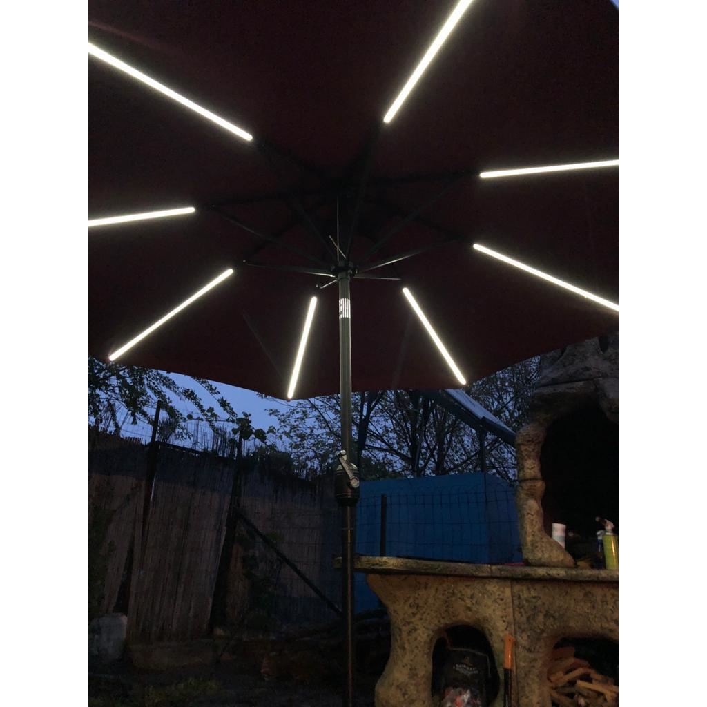 Kerti/terasz napernyő, napelemes LED, 270 cm