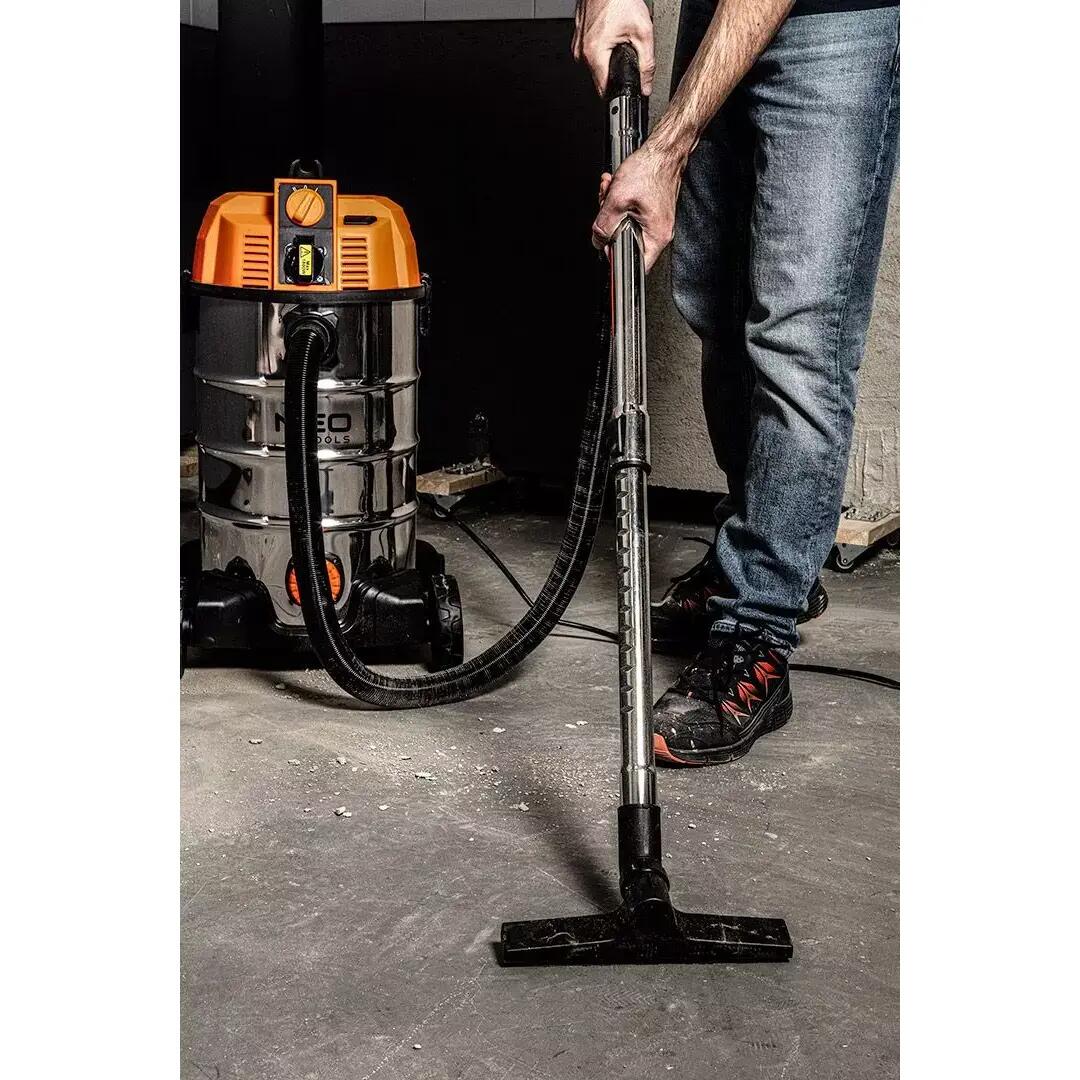 Aspirator industrial, umed-uscat, 1600 W, 35 L, filtru HEPA, cu accesorii, NEO