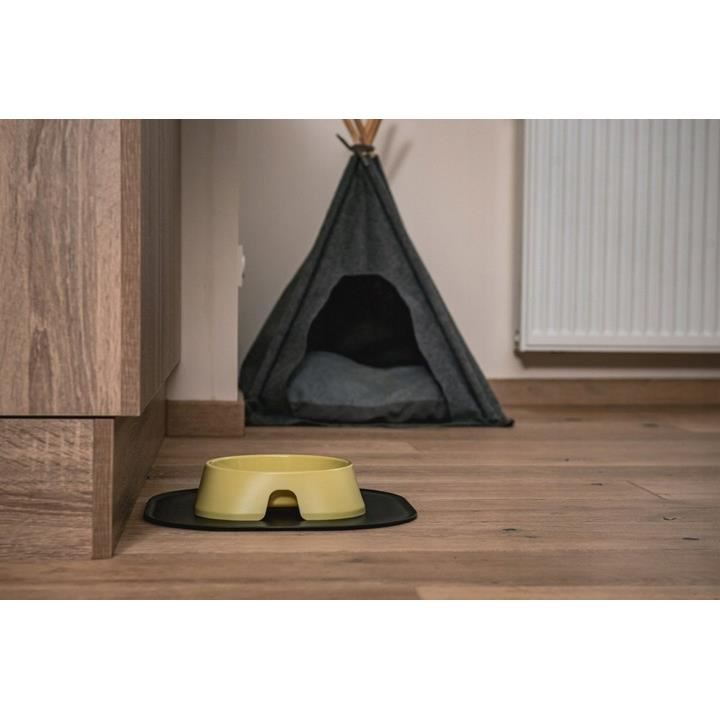 Tál, kutyának, macskának, csúszásgátló talpakkal, újrahasznosított PET, sárga, M-es méret, 400 ml, 17,2x17,2x4,8 cm