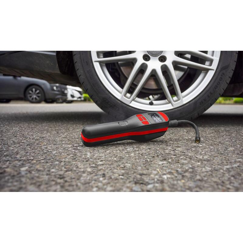 Autós légkompresszor, Strend Pro, 150 PSI, 10 bar, USB-C, LED lámpával, tokkal