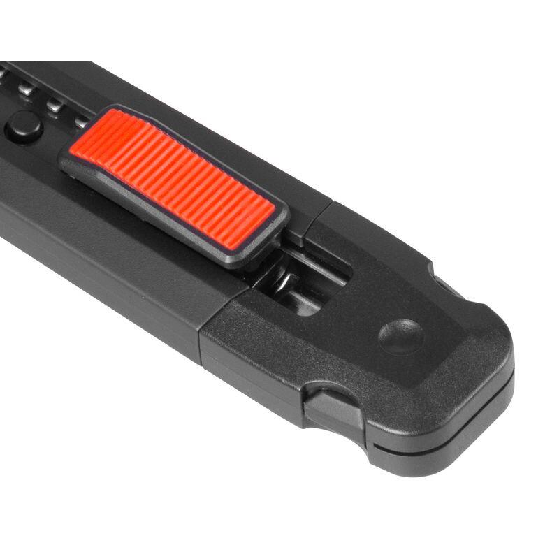 Vágó, automatikus reteszelésű, 18 mm, penge szegmentálóval, Strend Pro Premium