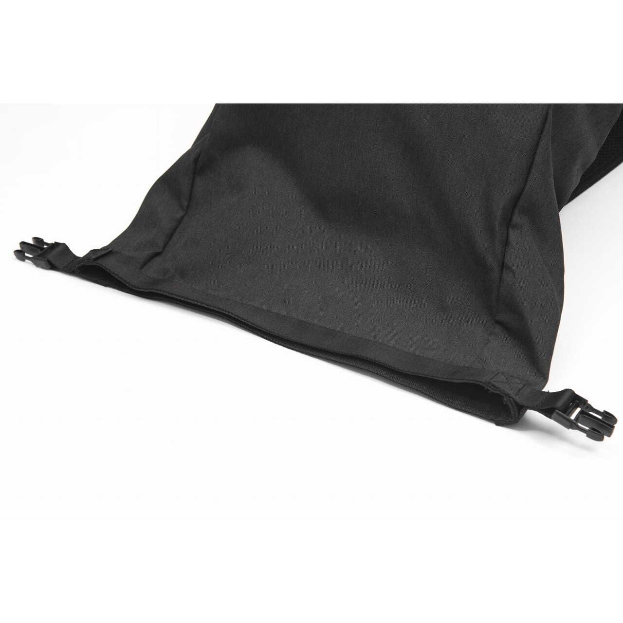 Ghiozdan-rucsac-turistic-Tourpeak-4-compartimente-negru-20-L-30x15x45-cm-8_square_5b4d27c9-e923-4300-ad14-8c45c1c0e29e.jpg