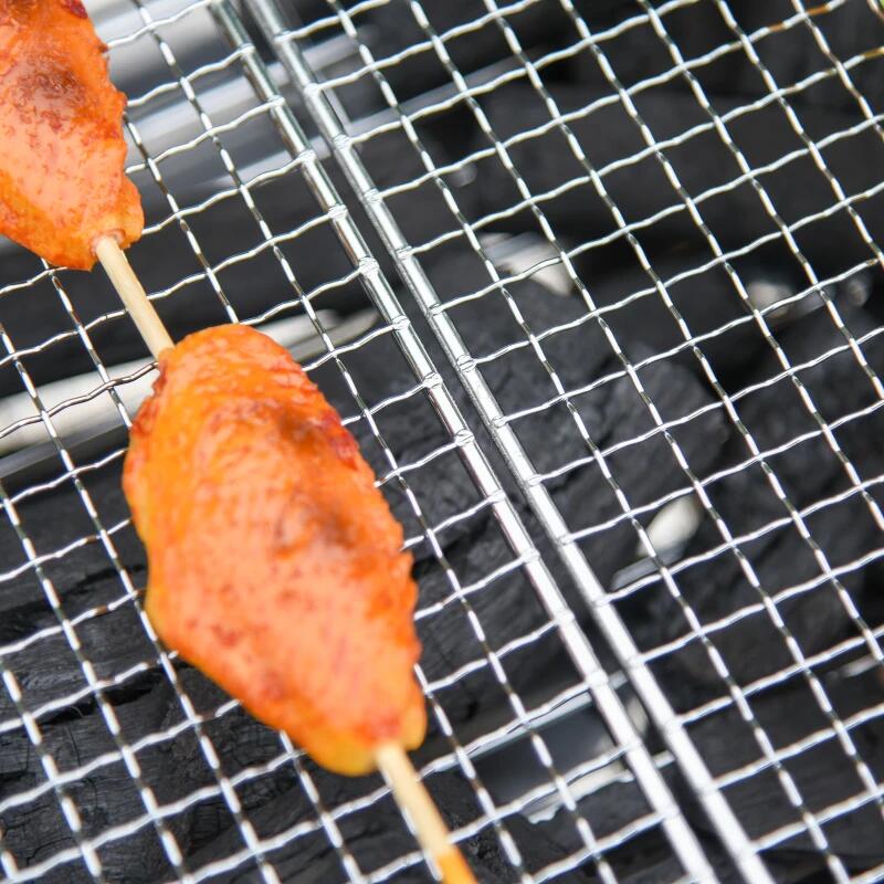 Kerti/kemping faszenes grillsütő, hordozható, téglalap alakú grillsütő, fűszertartóval, rozsdamentes acél szerkezet, 104x30x68 cm
