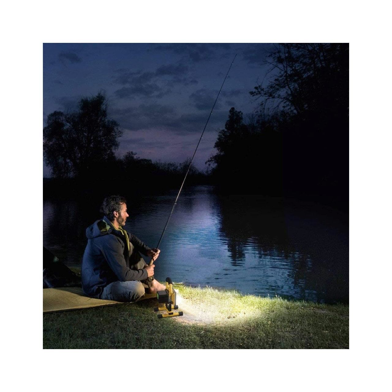 Munkahelyi reflektor, SMD LED, elemmel és fogantyúval, 30 W, 2300 lm, IP54, Strend Pro