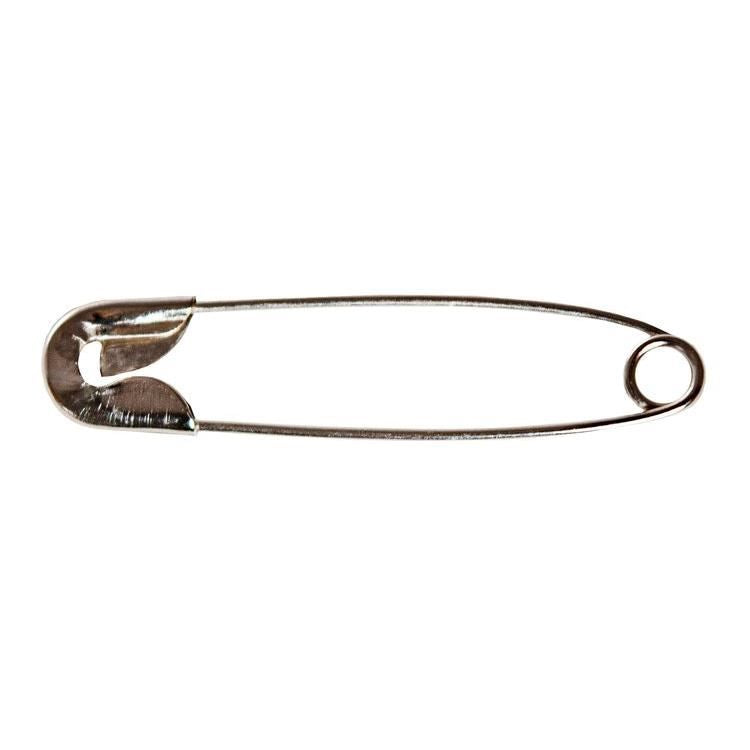Trusa de croitorie, ace cusut, papiote diverse culori, foarfeca si accesorii, 70 piese